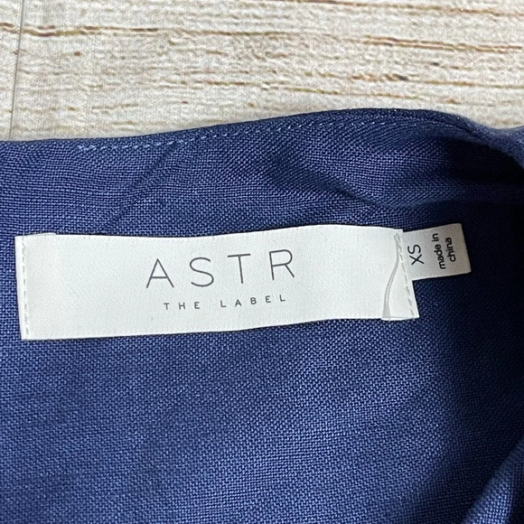 NWT ASTR The Label Blue Linen Ruffle Wrap Dress Sz XS - Picture 8 of 12